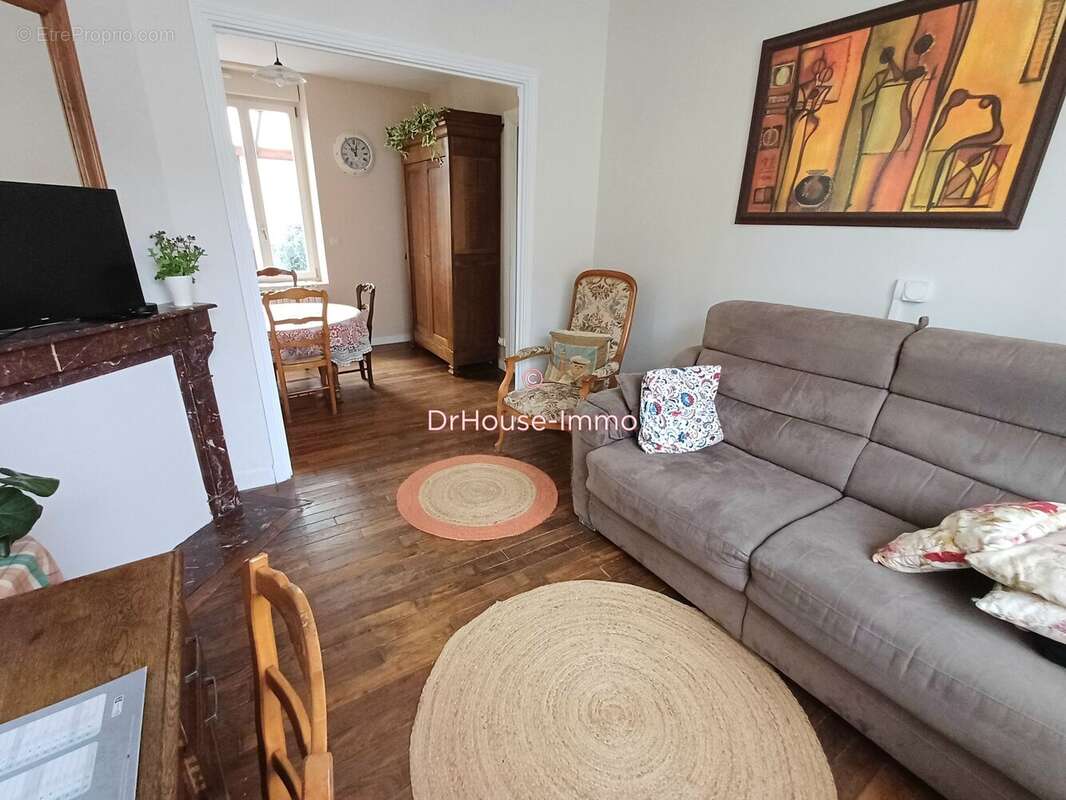 Maison à SAINT-QUENTIN