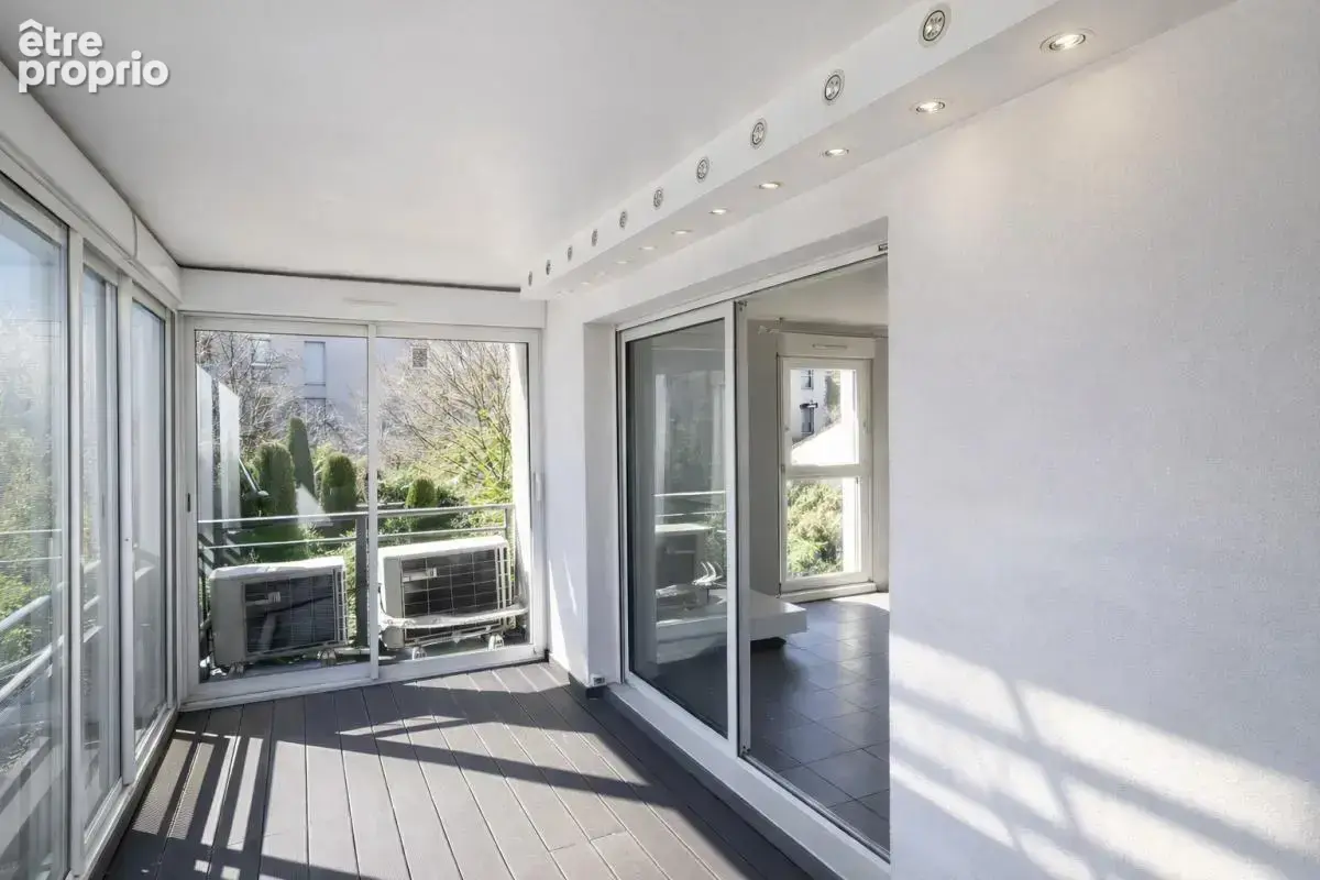 LA DURANNE – T3 traversant de 74 m² avec loggia de 14 m² et cuisine d’été - photo 3