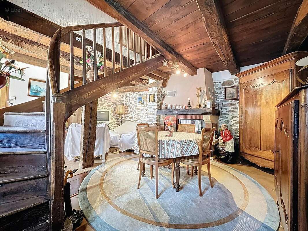 Photo 3 - Maison à LA SALVETAT-PEYRALES