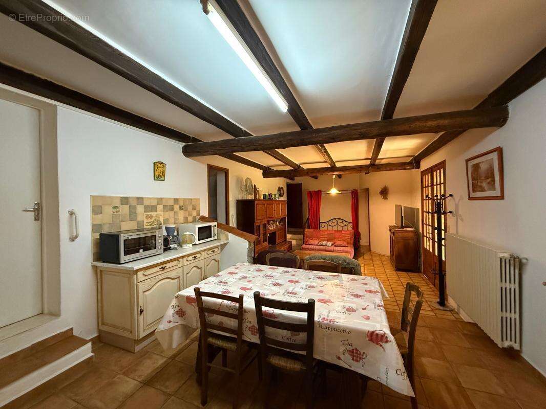 Maison à SAINT-ALBAN-AURIOLLES