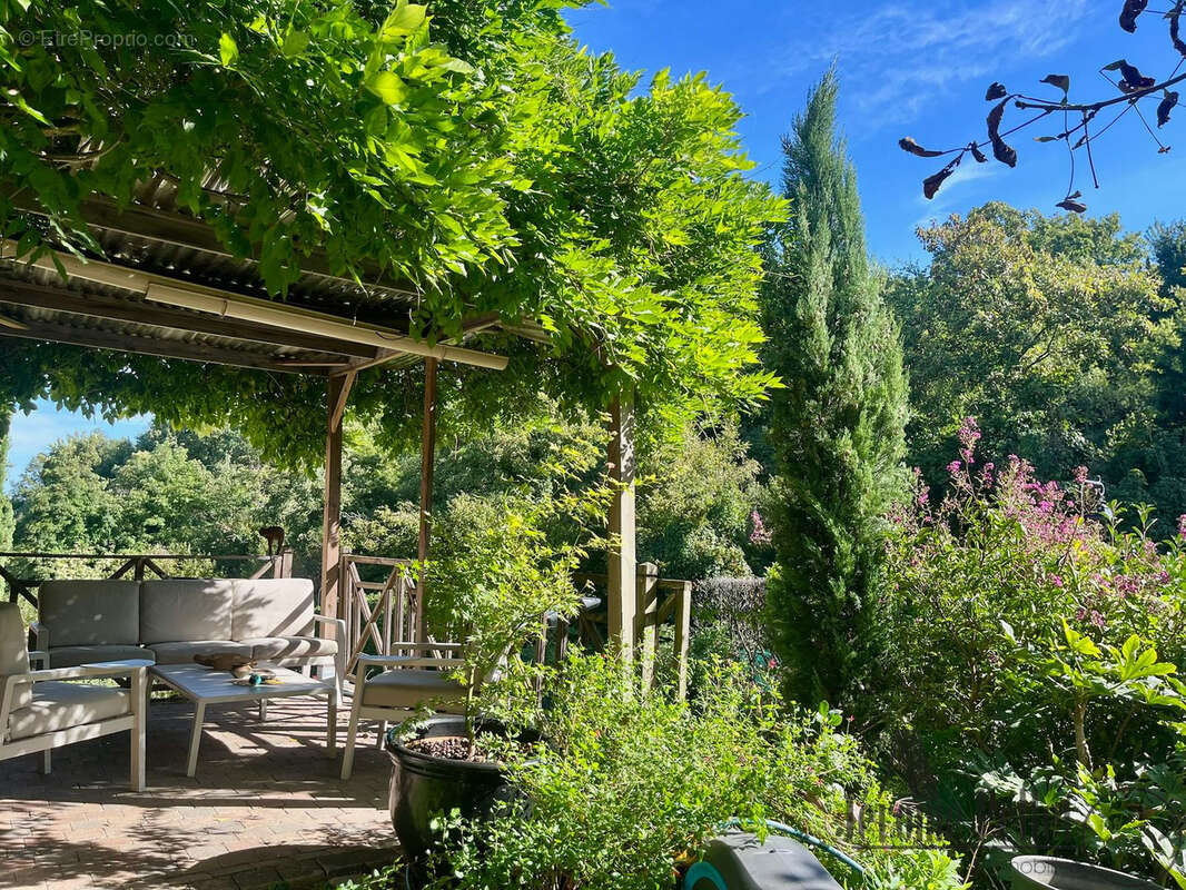 Maison à TERNAY