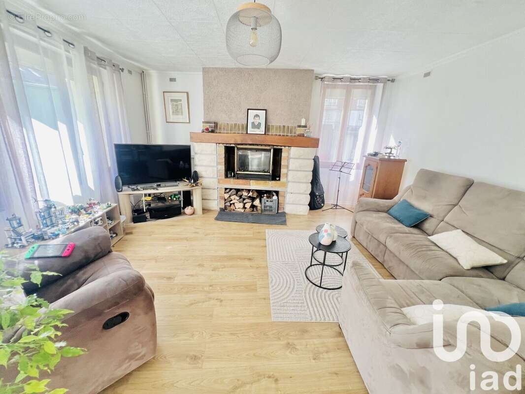 Photo 2 - Maison à MONTATAIRE