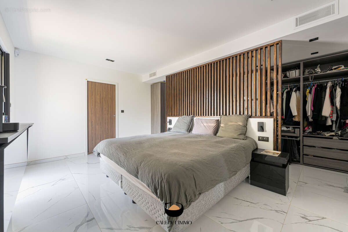 Maison à MARSEILLE-13E