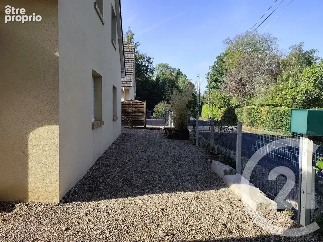 Maison 94 m² à Nassandres  - photo 16