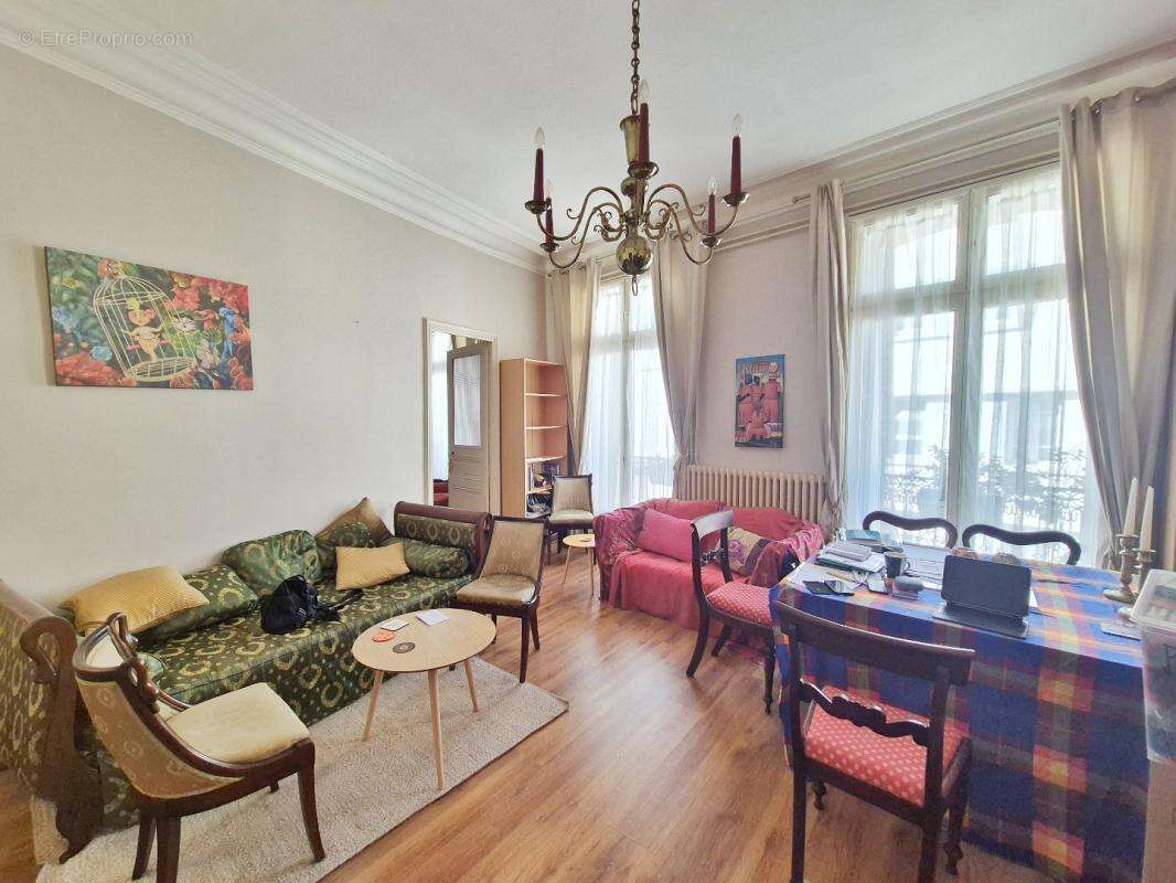Appartement à BEZIERS