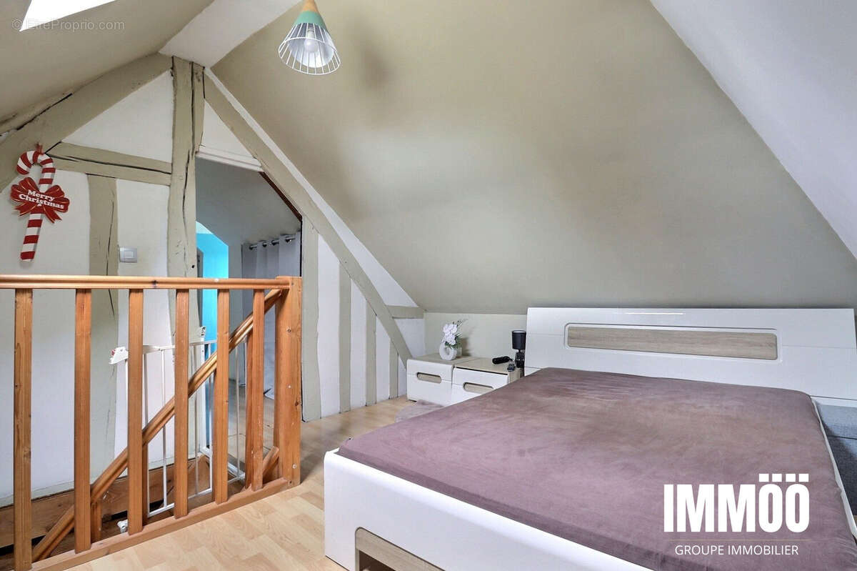 Maison 79 m² à Mont-De-L'if  - photo 6