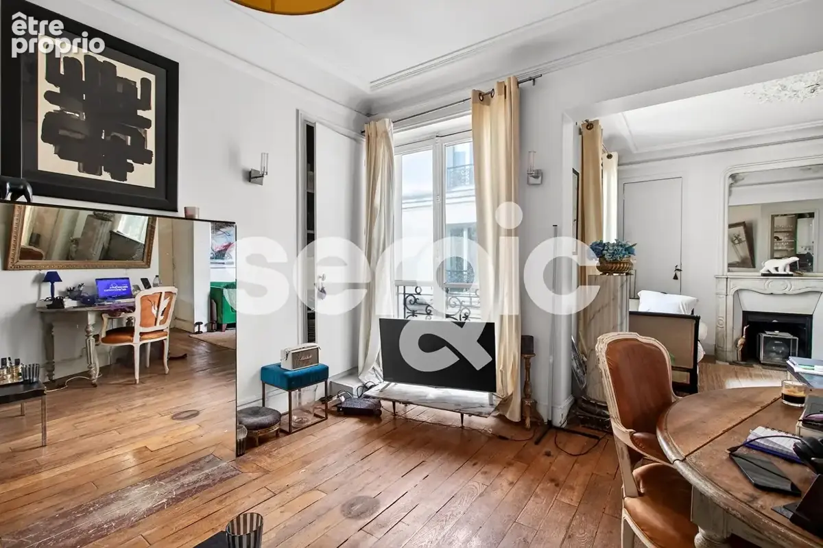 Rue Saulnier, Paris 9ème, 3 pièce(s) 65m2 + "Chambre de bonne" de 4m² + Cave - photo 5