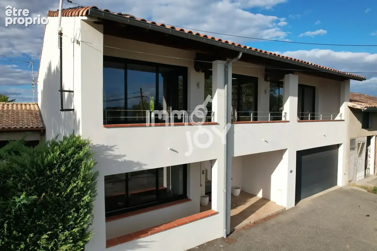Villa d'architecte 225m2 - 1250m2 - piscine couverte- garage 40m2 - photo 3