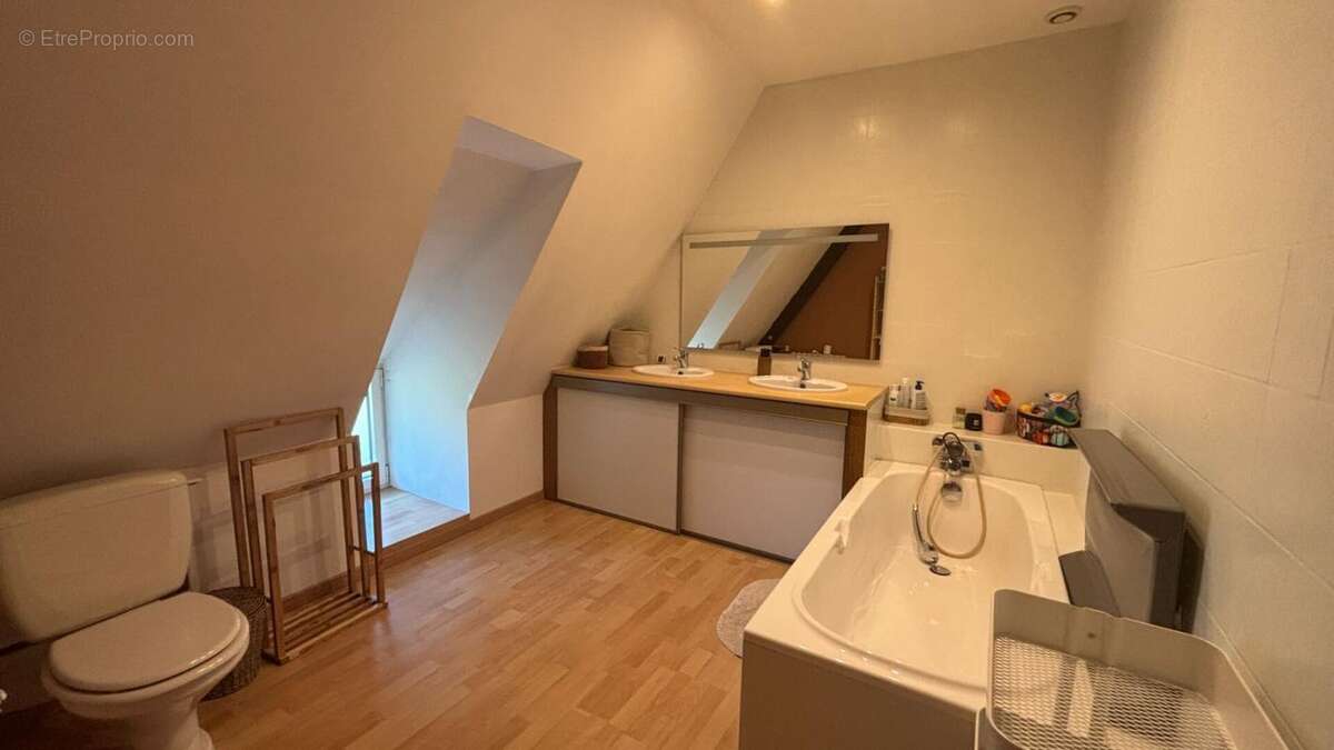 Maison à SAINT-LYPHARD