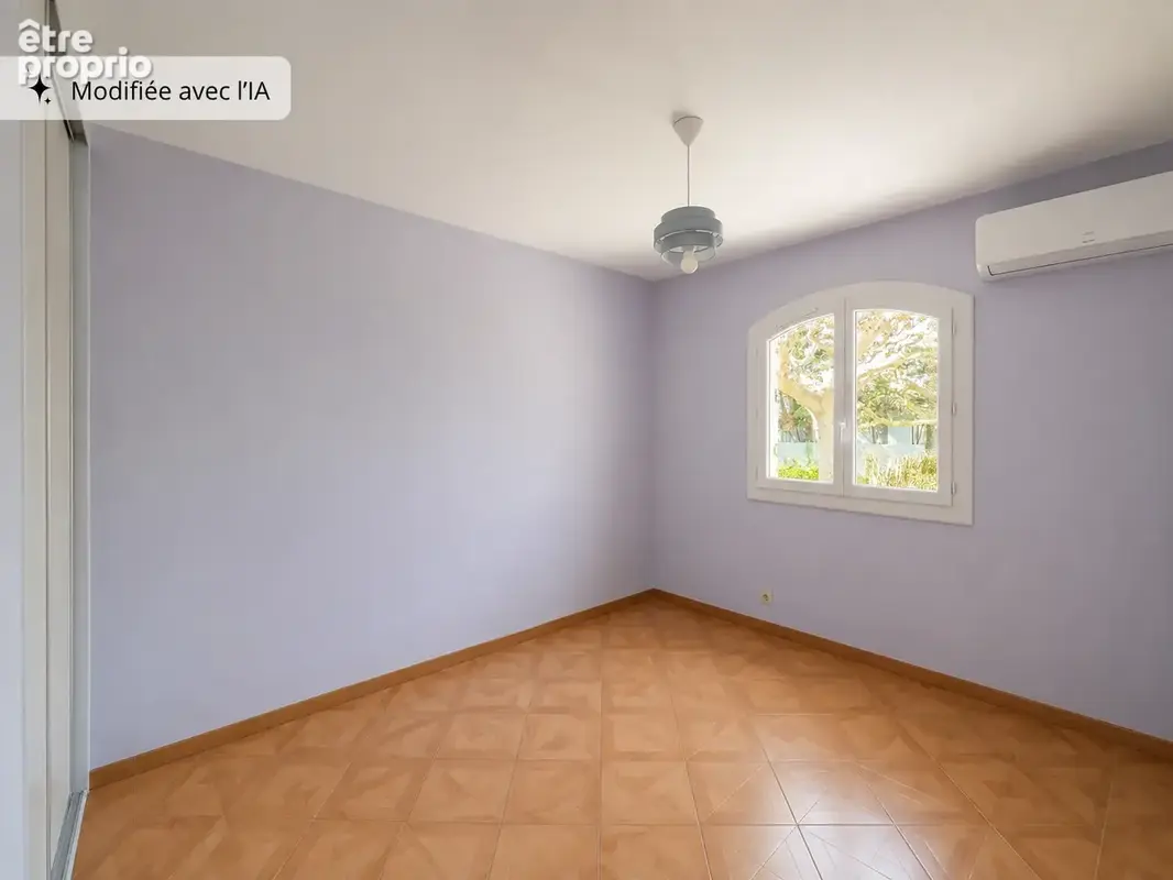 Grande maison avec terrasse, terrain de 2 500 m2 - photo 8