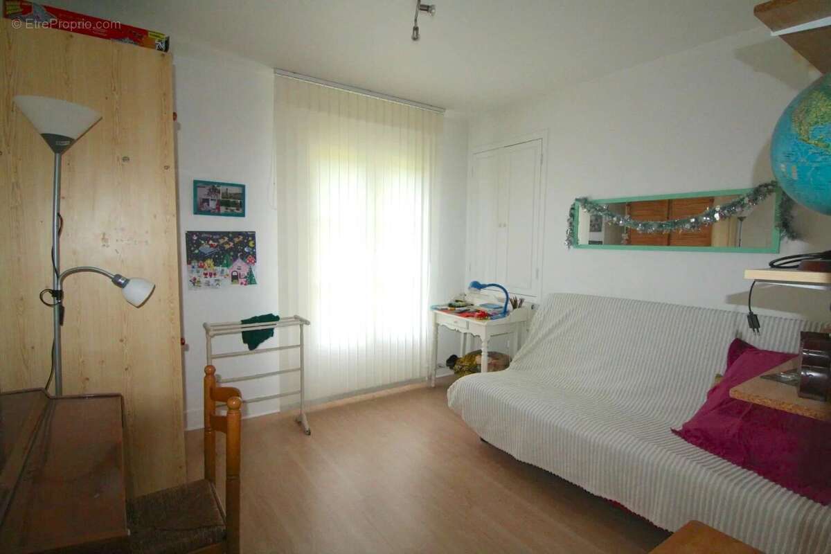 Maison à SAINT-CHERON