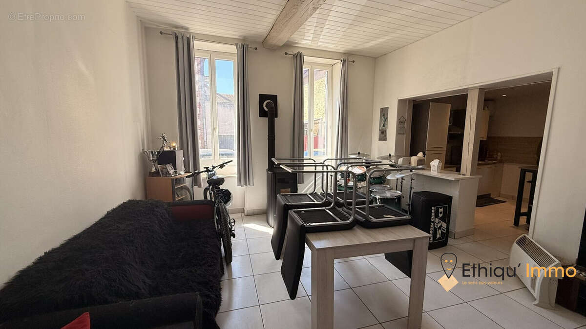 Appartement à ERVY-LE-CHATEL