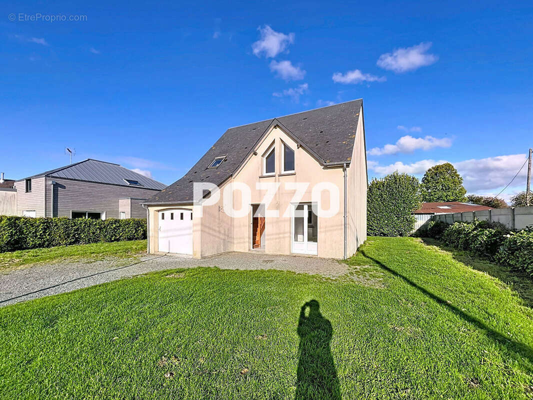 Maison à SAINT-PLANCHERS