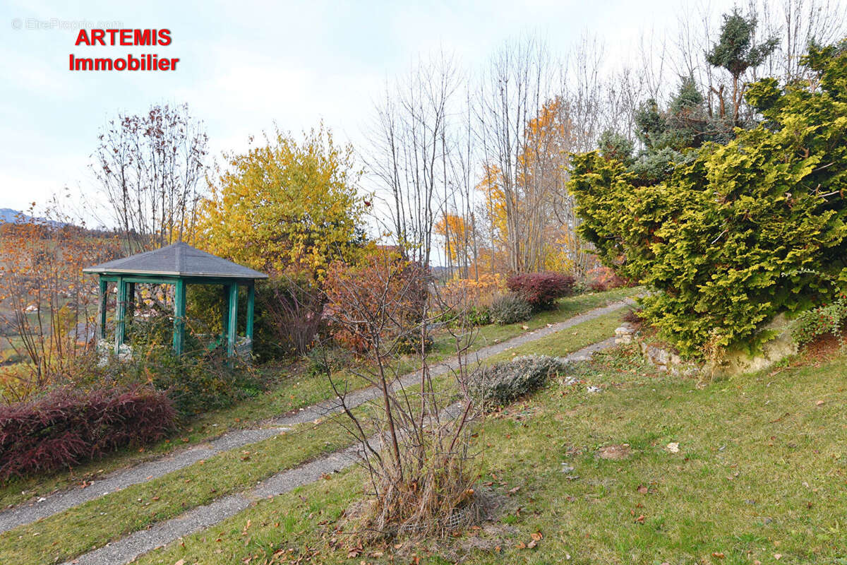 Maison à LES ADRETS
