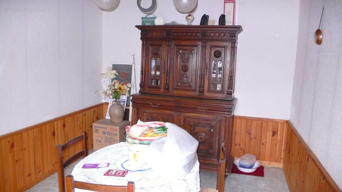 Maison à CHATEAU-CHERVIX