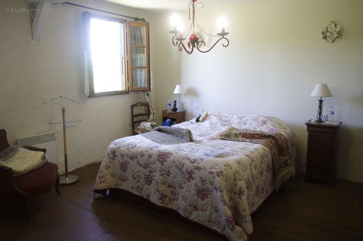 à VENDRE  proche Aignan  propriété de charme  sur 3646 m² de terrain avec piscine et Gîte séparé - photo 13