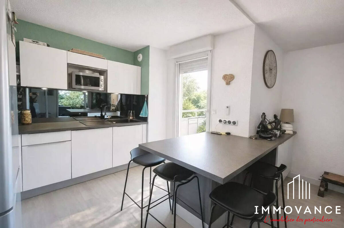 Appartement à LATTES
