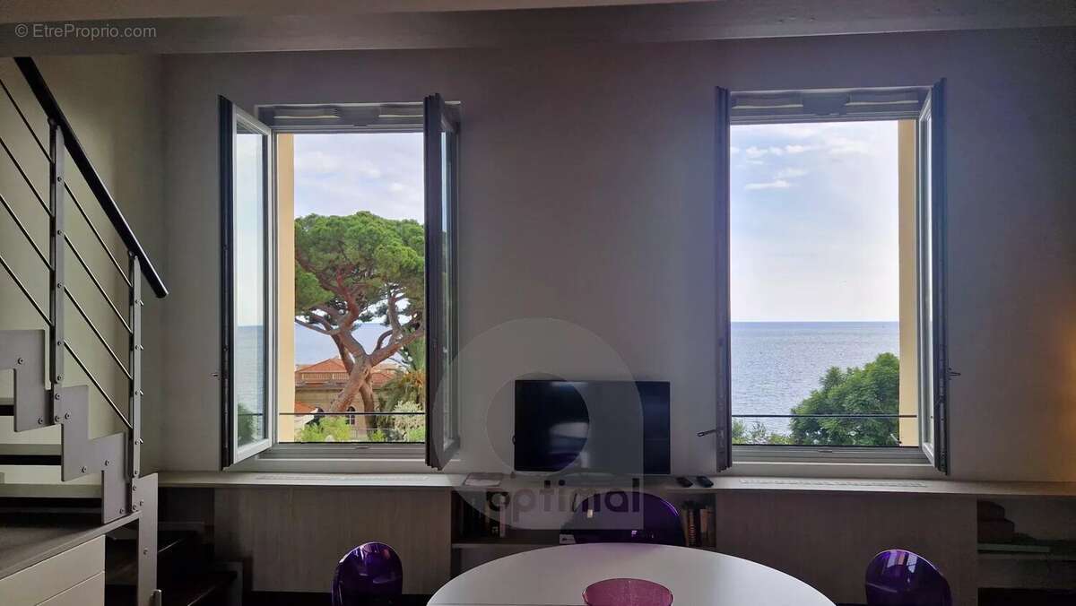 Appartement à ROQUEBRUNE-CAP-MARTIN