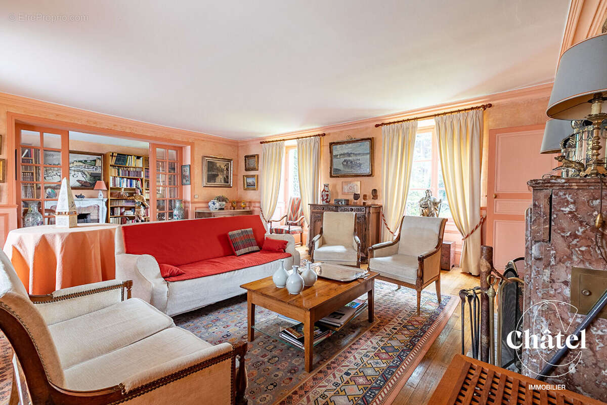 Maison à NANTEUIL-LE-HAUDOUIN