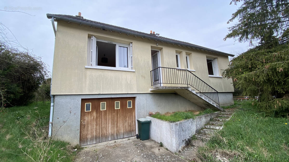 Maison à CLOYES-SUR-LE-LOIR