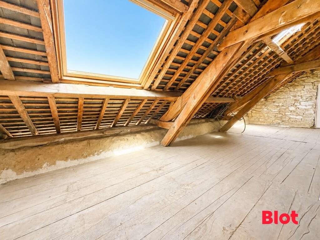 Maison 6 pièces 105 m² à vendre à Saint-Germain-Sur-Ille (35250) - photo 9