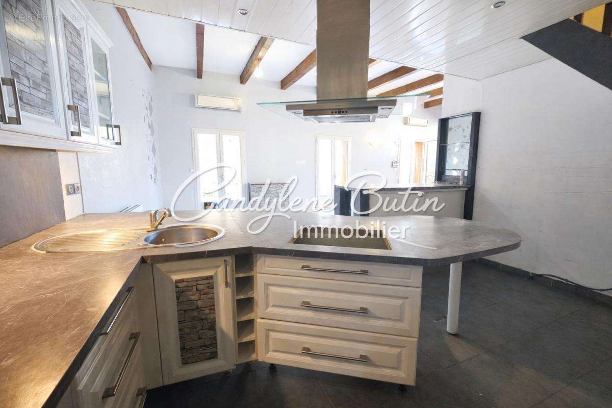 Appartement à THEZAN-LES-BEZIERS