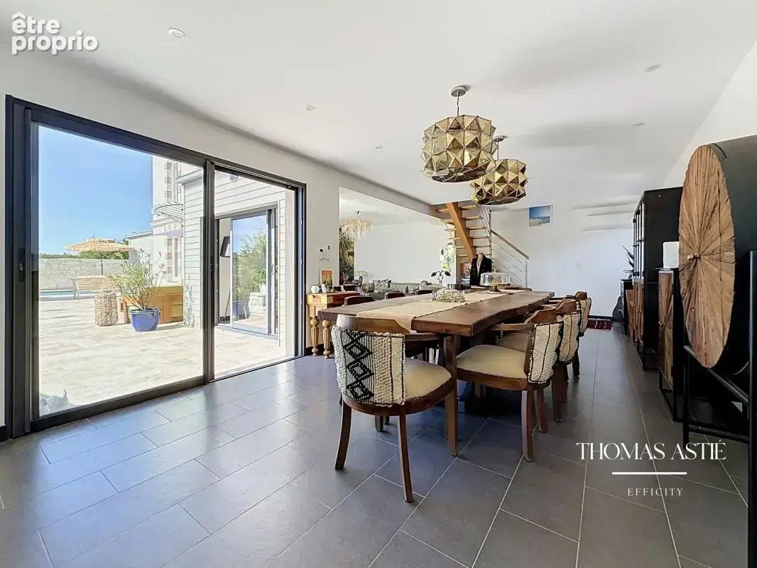Maison 9 pièces 235 m² à vendre à Souzay-Champigny (49400) - photo 11