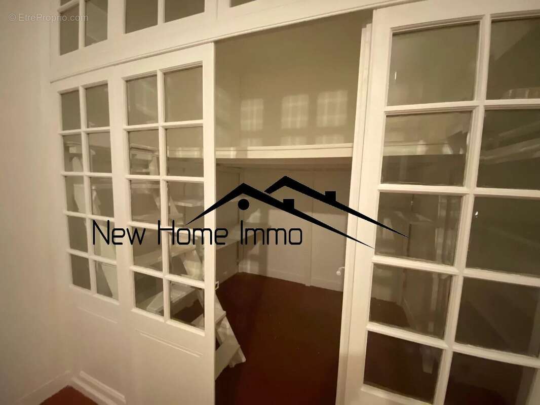 Appartement à MARSEILLE-6E