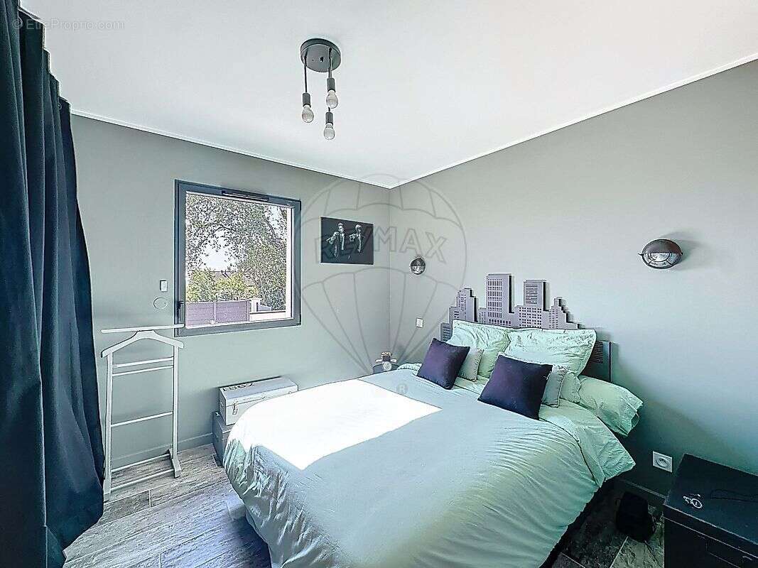 Maison à LA CALMETTE