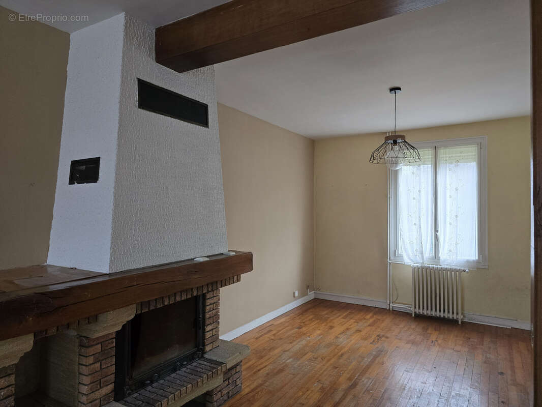 Maison à ROVILLE-DEVANT-BAYON