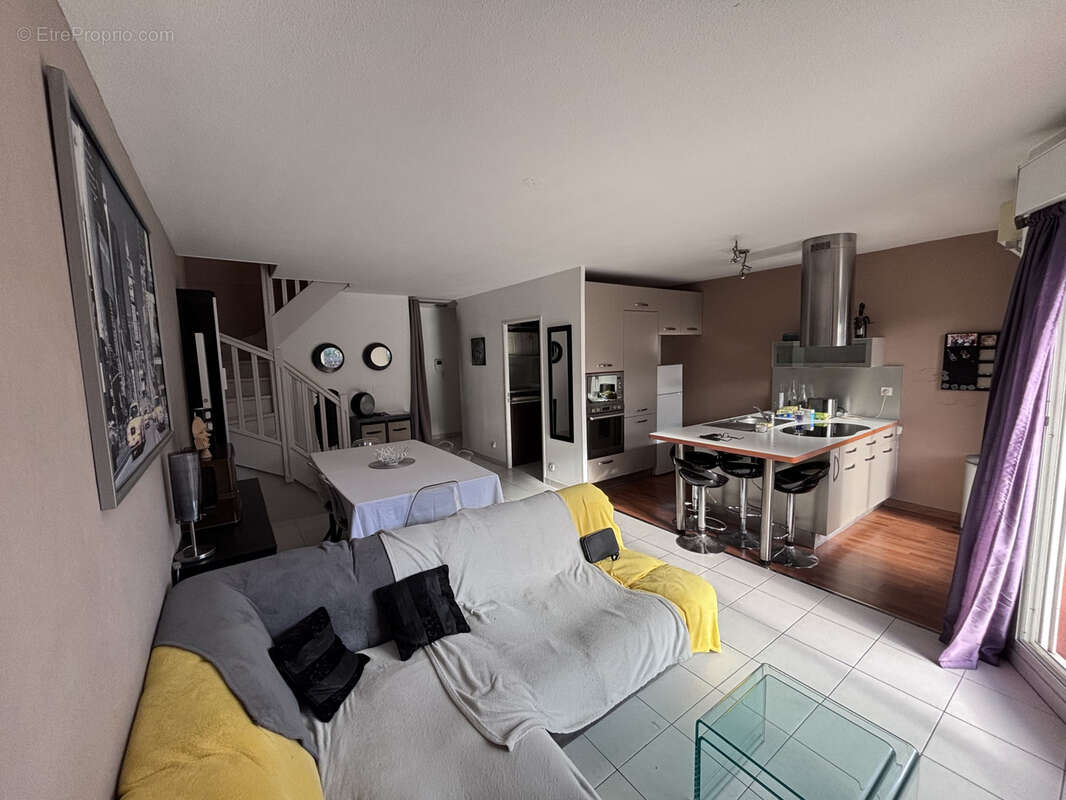Cannet limite cannes  joli duplex t5 de 100 m2 garage 3774€/m2 - photo 2
