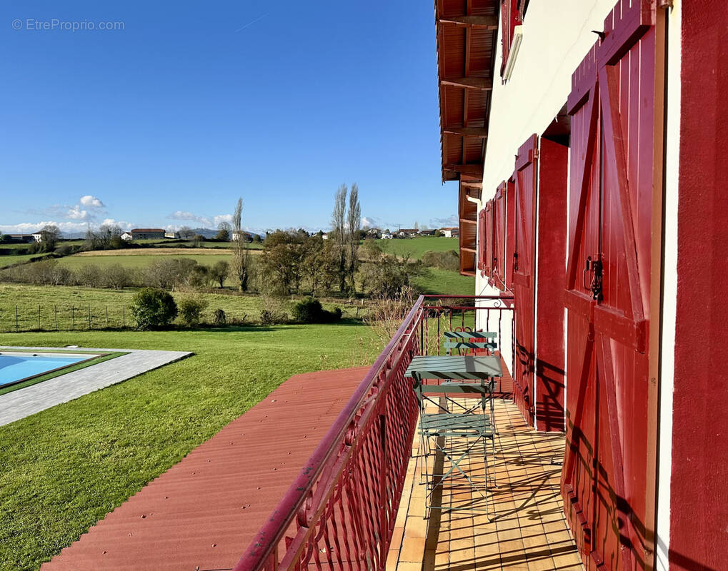 Maison à DOMEZAIN-BERRAUTE