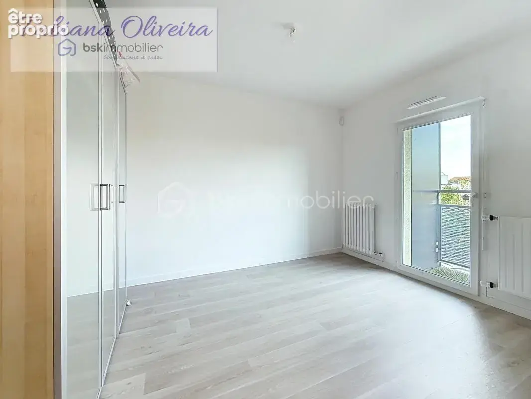 Appartement f3 chessy – 70m² – 325 000 € - photo 5