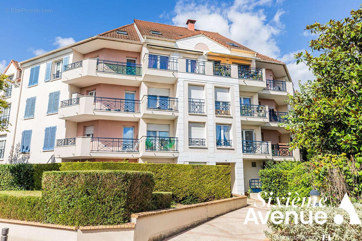 Appartement à CHILLY-MAZARIN