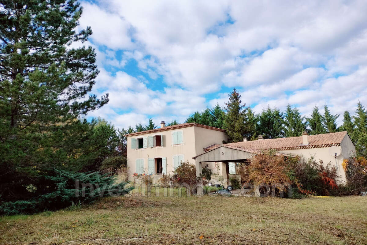 Maison à NANS-LES-PINS