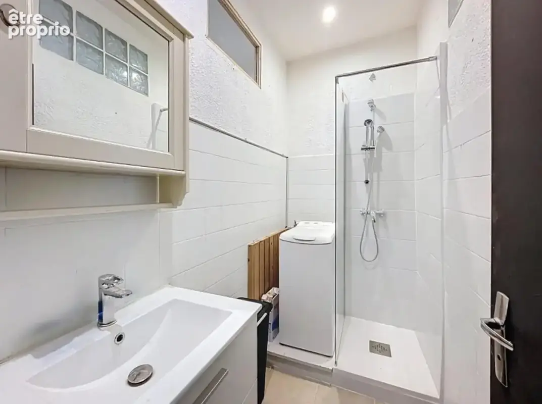 Appartement Marseille 2 pièces 64 m2, proche Préfecture - photo 5