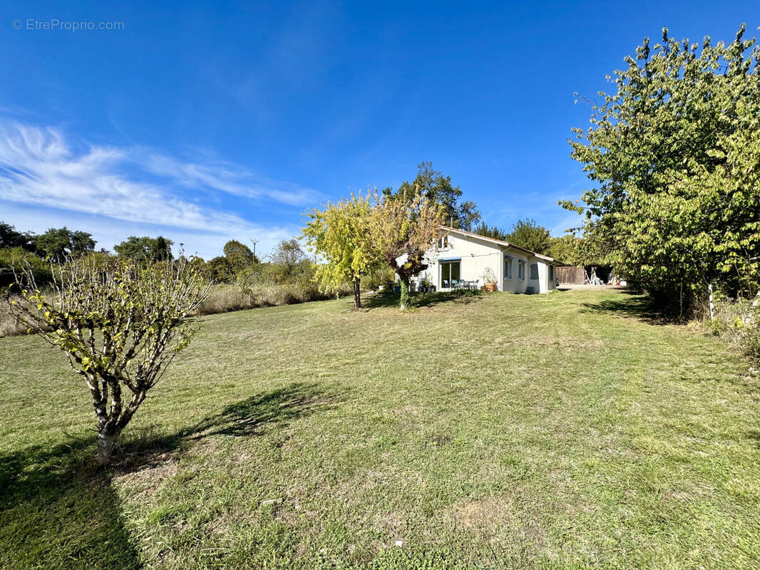 Maison à CAMBLANES-ET-MEYNAC