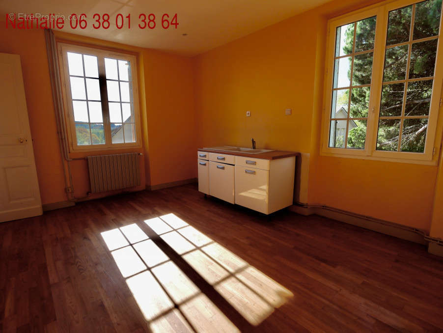 Maison à ROUFFIGNAC-SAINT-CERNIN-DE-REILHAC