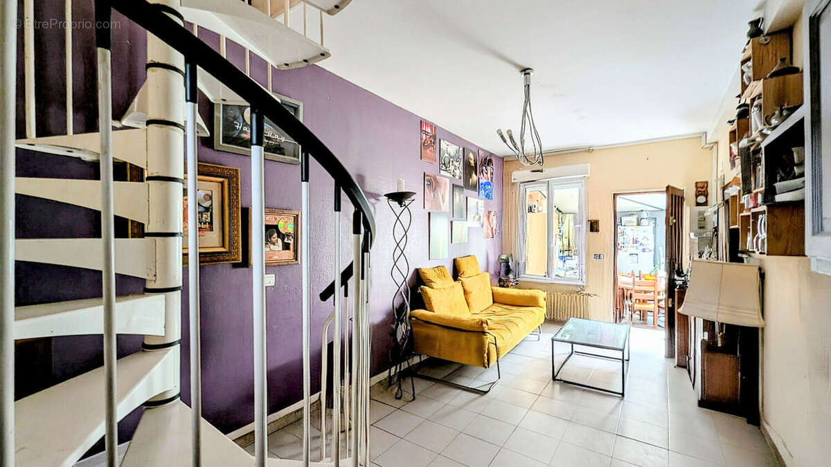 Maison à SAINT-DENIS