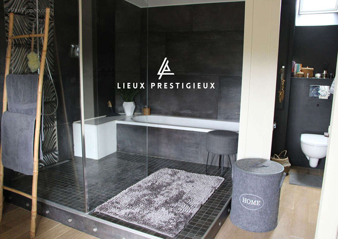 Maison à FONTAINEBLEAU