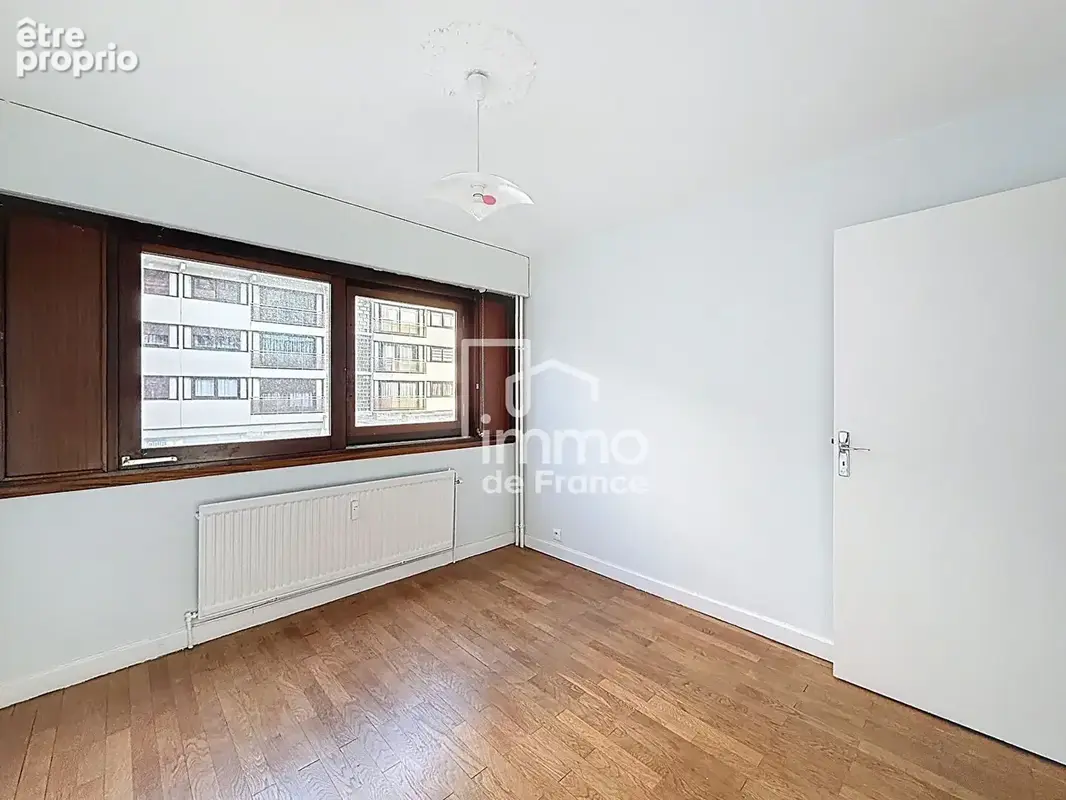 Appartement Oyonnax 5 pièce(s) 101.02 m2 - photo 8