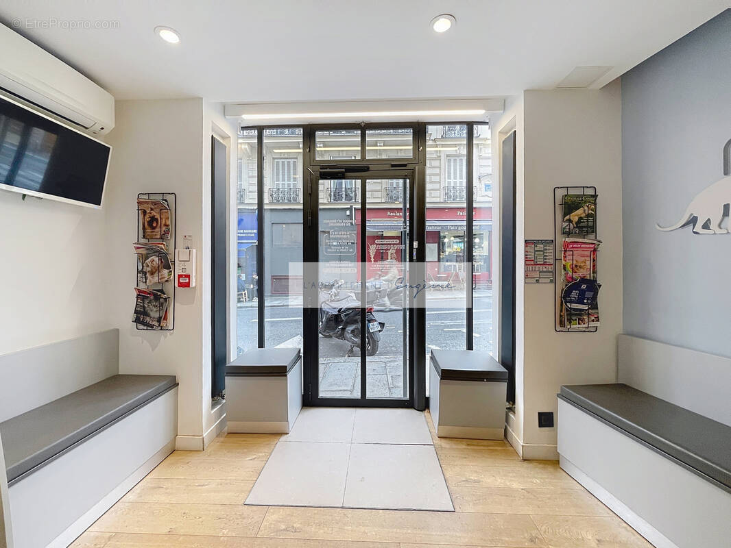 Commerce à PARIS-10E