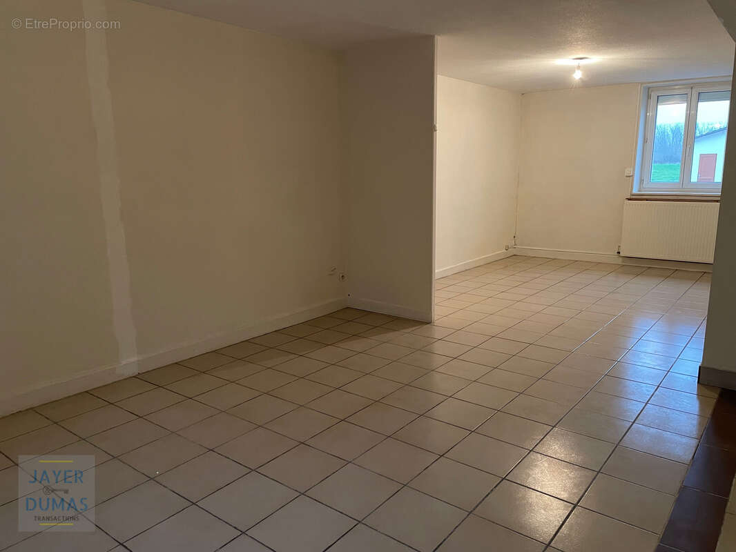 EN EXCLUSIVITÉ - LUX - Maison de village  - - photo 6
