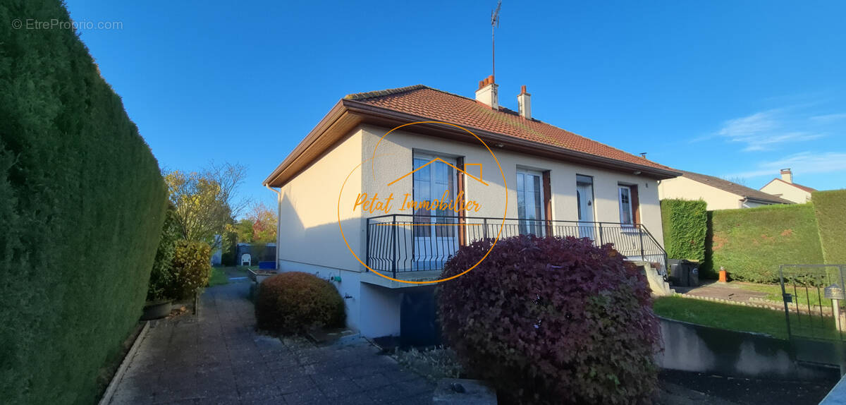 Maison à CRAVANT