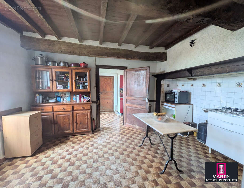 Maison à SAINTE-LIVRADE