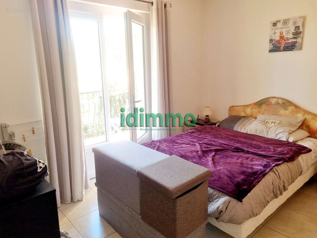 Affaire et Rare Draguignan F2 1 ét 2 terrasse vendu avec terrain de 180m et 2 places parkiing 159000€ dpe d - photo 6