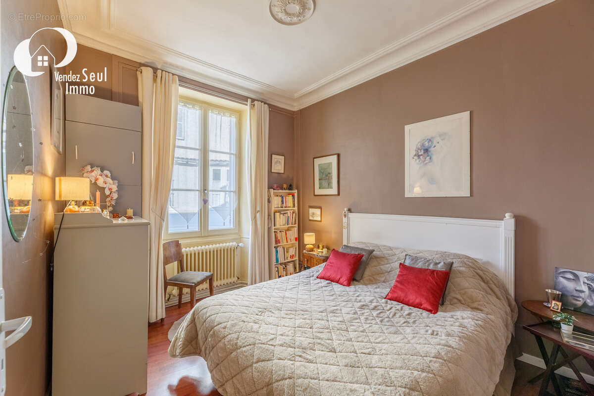 Appartement à VERSAILLES