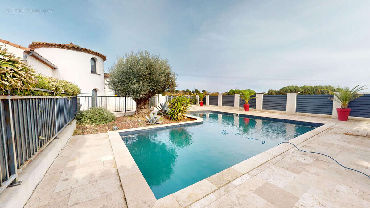 Villemoustaussou - Maison familiale avec piscine & studio indépendant ! - photo 16