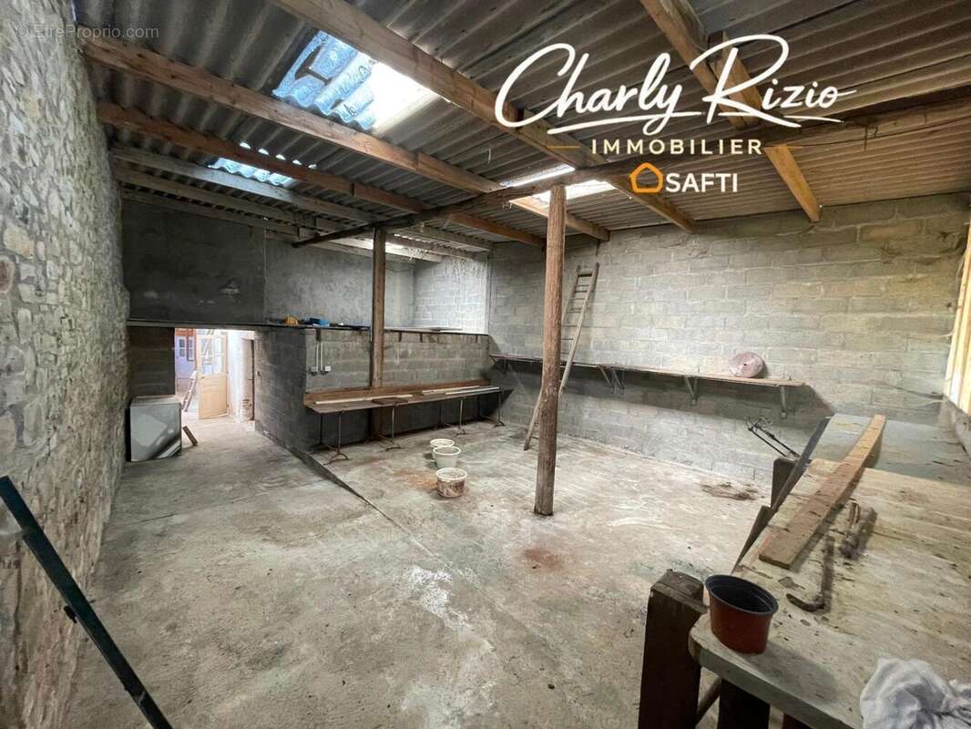 Maison 142 m² à Villepot  - photo 8