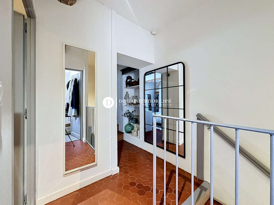Maison à SAINT-SATURNIN-LES-AVIGNON